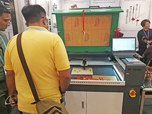 展会 